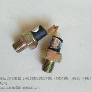 1408500300400 QC490 qc495 qc498 OIL PRESSURE SENSOR N85-03022