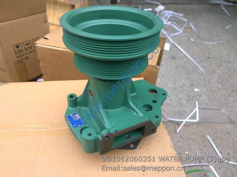 VG1062060351 WATER PUMP SINOTRUCK