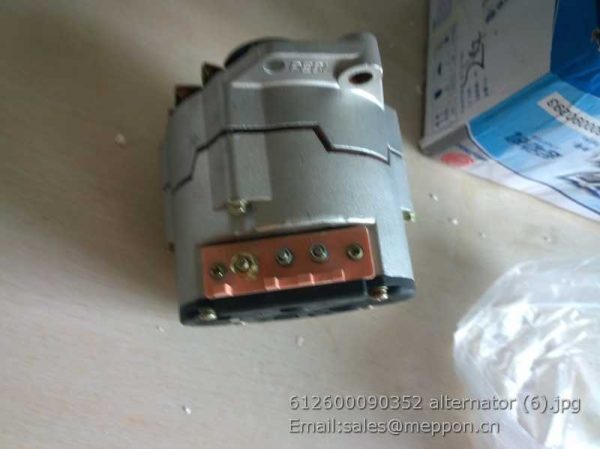 612600090352 alternator weichai JFZ2517A2 28V 55A