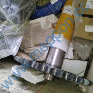 Premium 链轮与轴组件 左侧 代替SP105322,短头 85513030 - Professional Heavy Equipment Parts